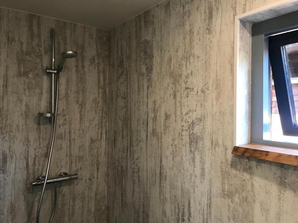Heerlijk Huisje Vlakbij De Duinen Van Oostvoorne Exterior foto